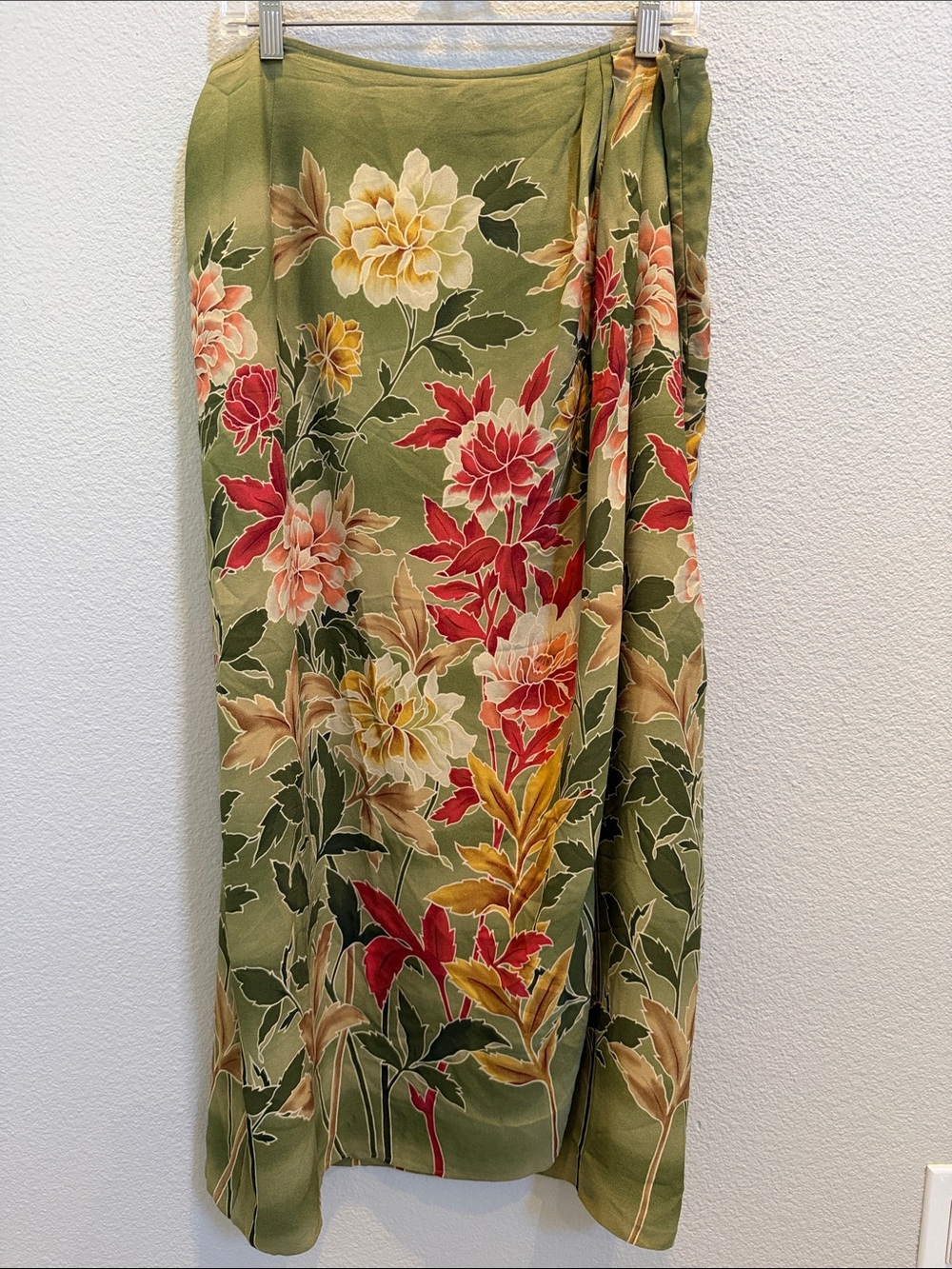 Talbots Womens Olive Green Floral Faux Wrap Skier Red & Yellow Blooms 100% Silk